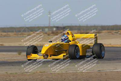 media/Oct-29-2022-CalClub SCCA (Sat) [[e05833b2e9]]/Race Group 2/Qualifying (Sweeper)/